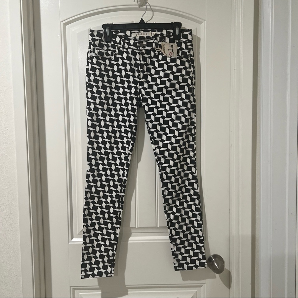 Pistola Geometry Black & White Straight Leg pants Size 28 NWT
